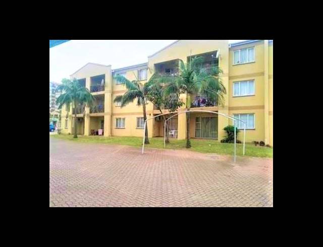 3 BEDROOM PROPERTY TO RENT IN NORTH BEACH